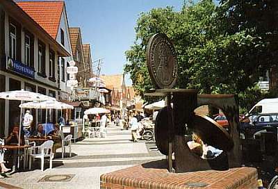 Eingang der Fu&szlig;g&auml;ngerzone 'Steinstra&szlig;e'