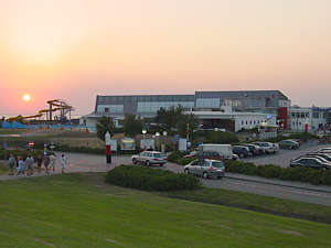 Strandportal und Wellenbad